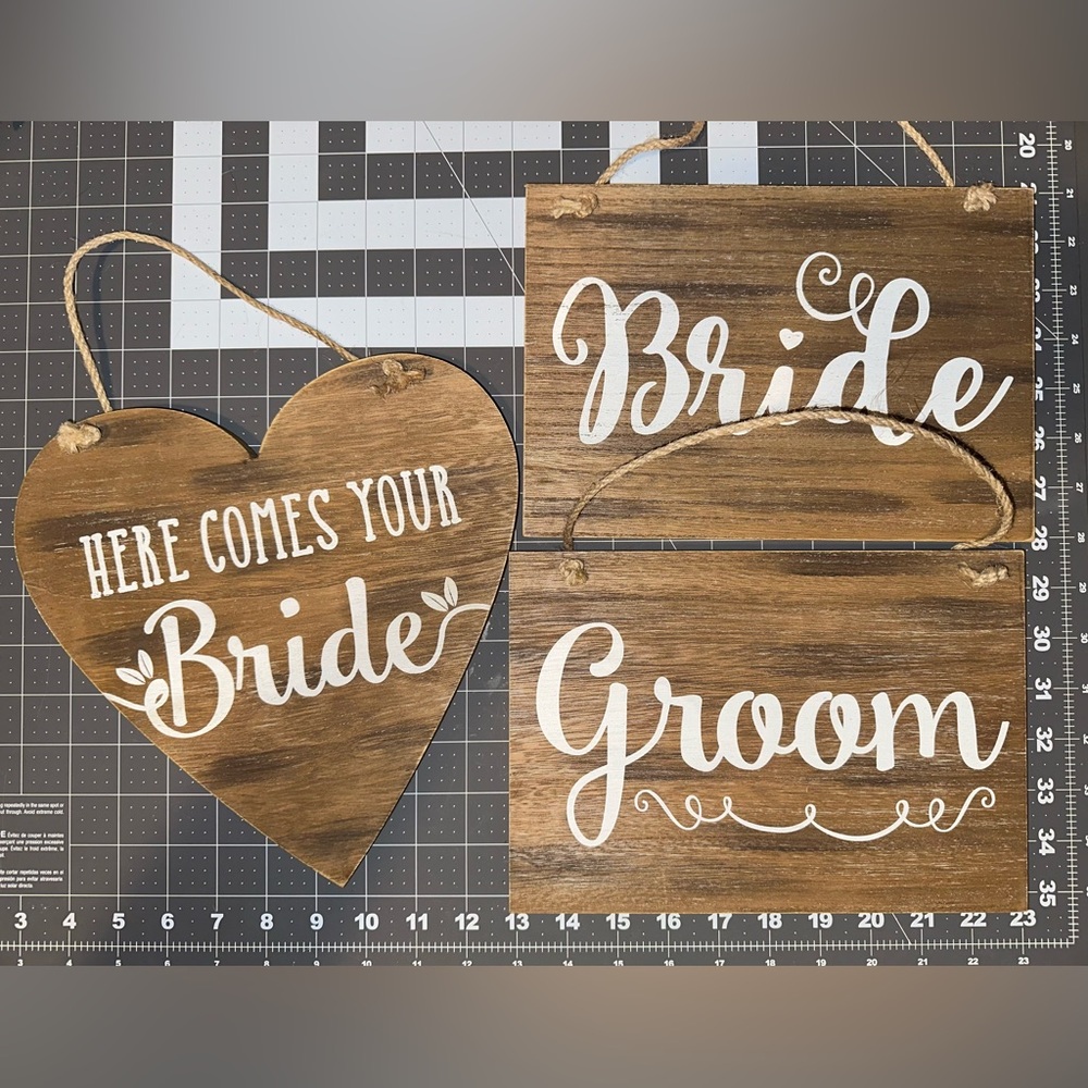 3pc wood wedding signs.